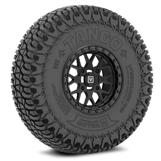 Tango on 15x7 V07 SB UTV Wheel and Tire Kit
