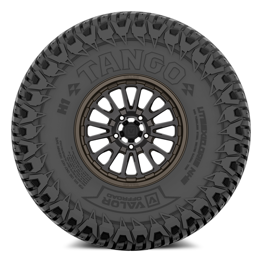 Tango on 15x7 V14 RB UTV Wheel and Tire Kit