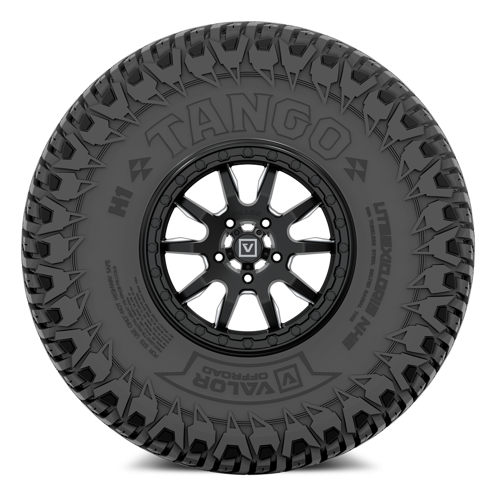 Tango on 15x7 V15 SB UTV Wheel and Tire Kit