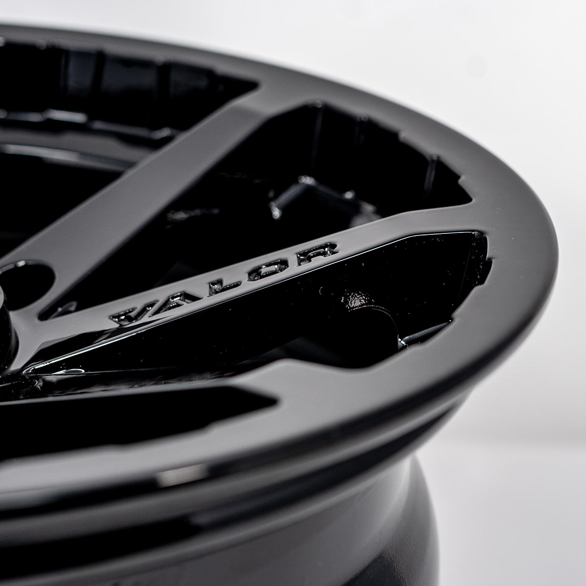 V01 UTV Wheel - Valor Offroad