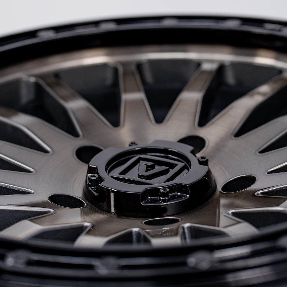 VCAP1 Black - Valor Offroad